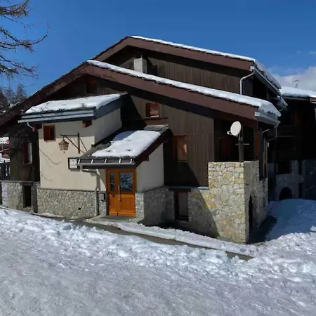 Aux Coches Skis Aux Pieds La Plagne